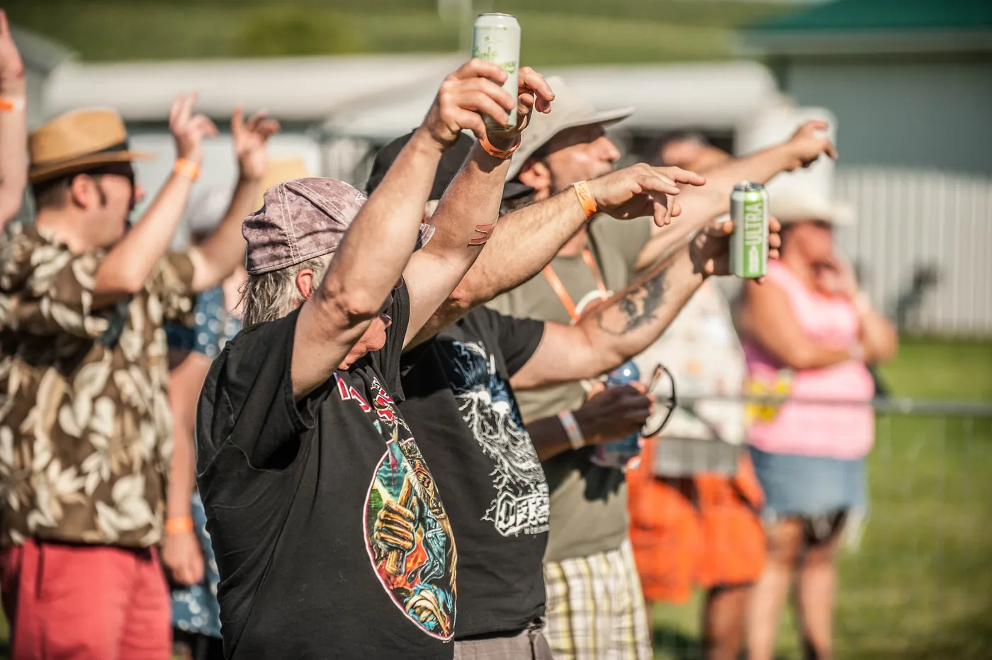 Fans raising their drinks at Rockstalgia 2026